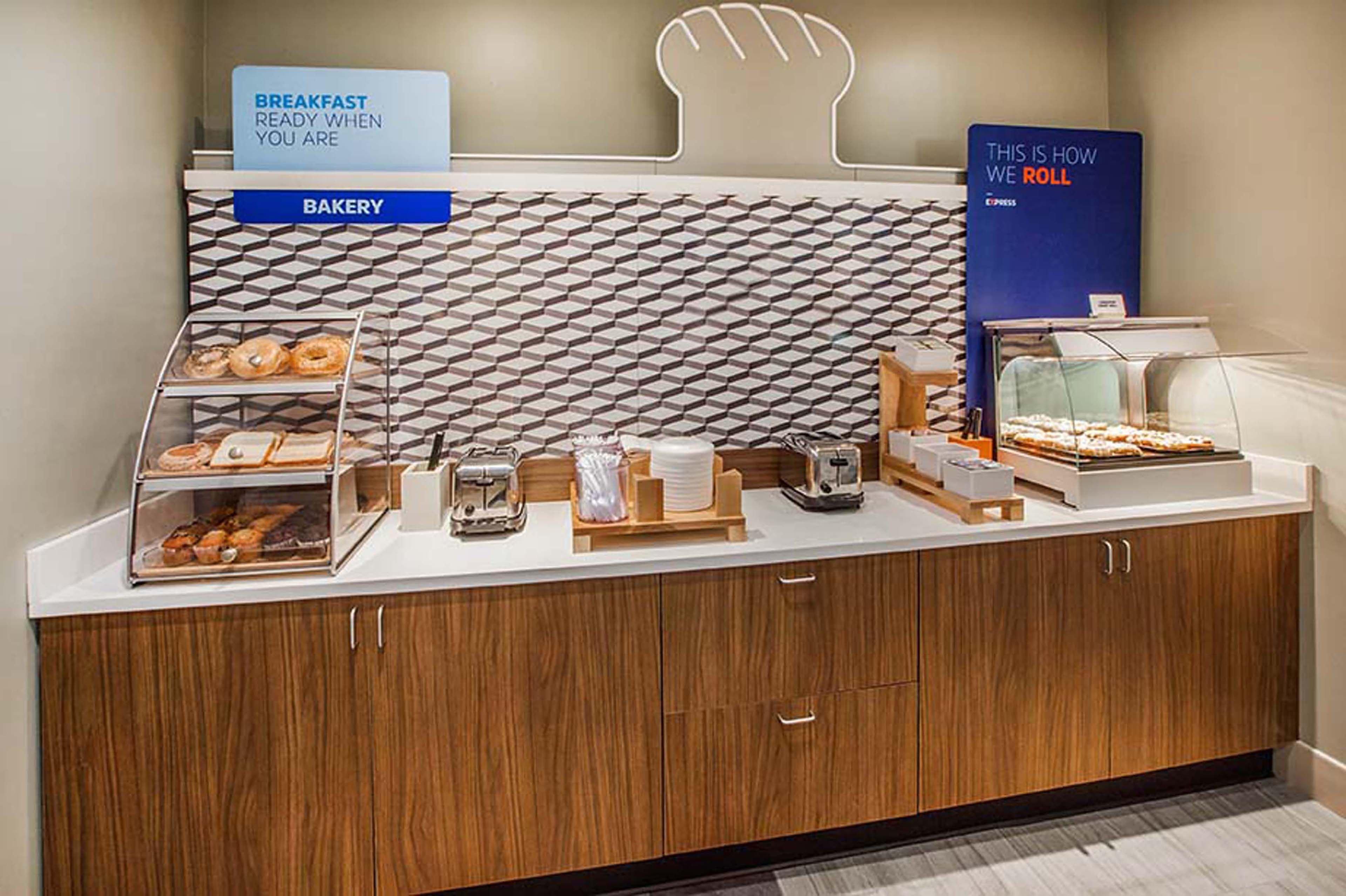 Holiday Inn Express & Suites - Columbia City By Ihg Zewnętrze zdjęcie